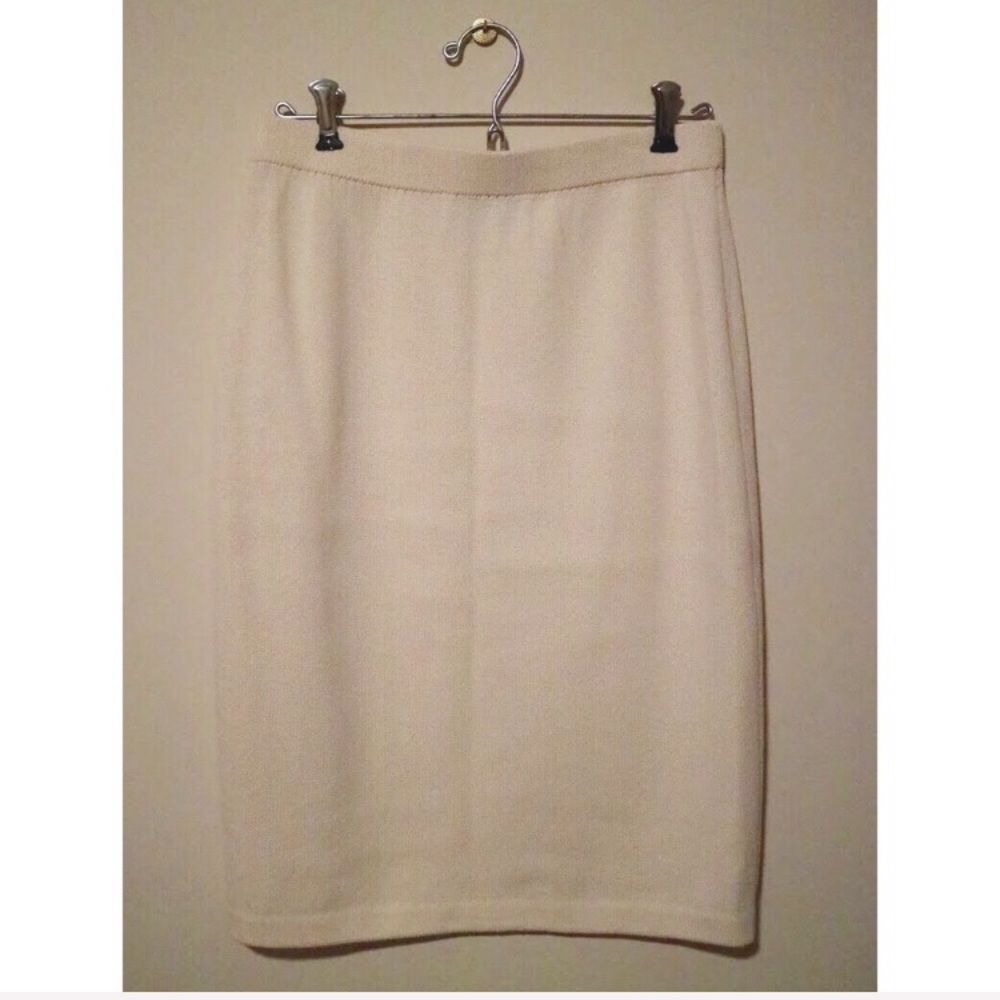 St John Knit Skirt - private offer
